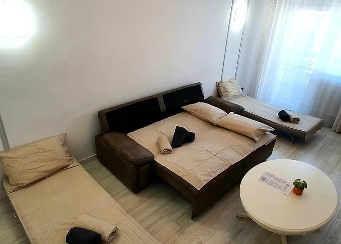 Downtown Unirii Апартаменти *