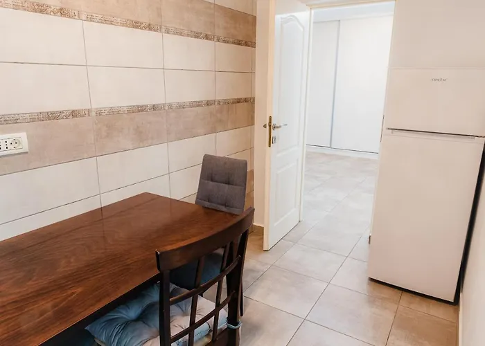 Downtown Unirii 부쿠레슈티